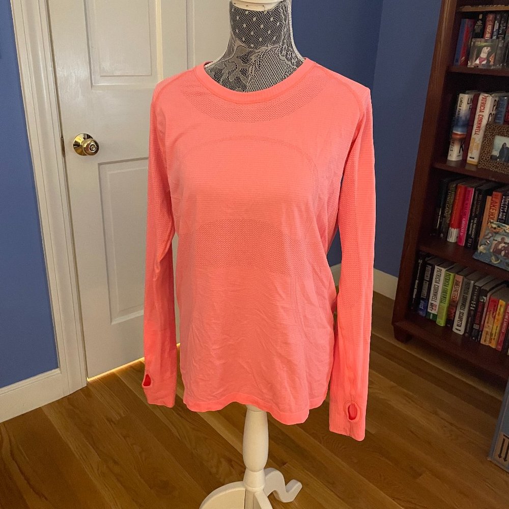 Lululemon Athletica Swiftly Tech Long Sleeve Tee